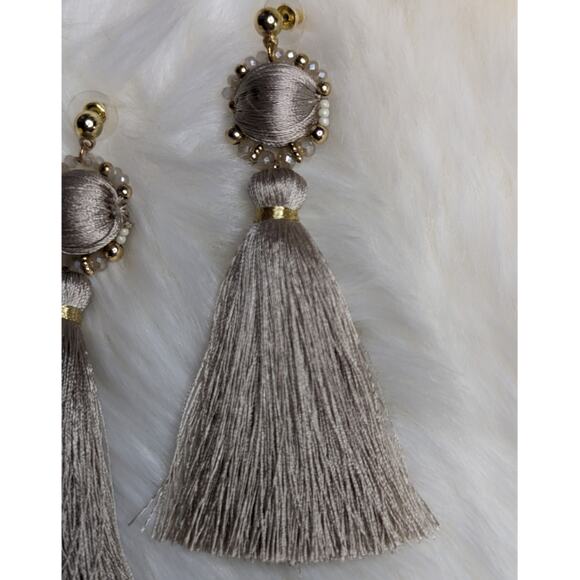 Taupe Tassel earrings - Picture 5 of 10